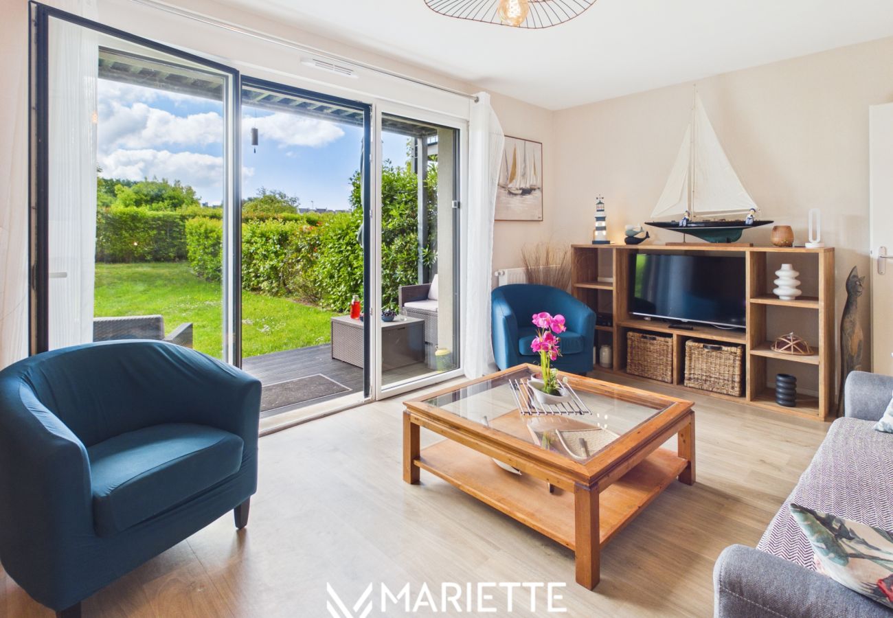 Appartement à Concarneau - -Iruvai- T3 avec place de parking et jardin, proch