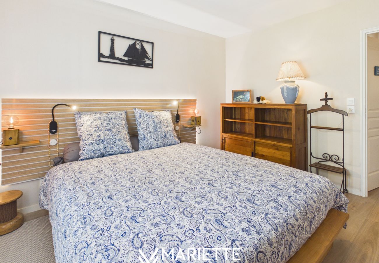 Appartement à Concarneau - -Iruvai- T3 avec place de parking et jardin, proch