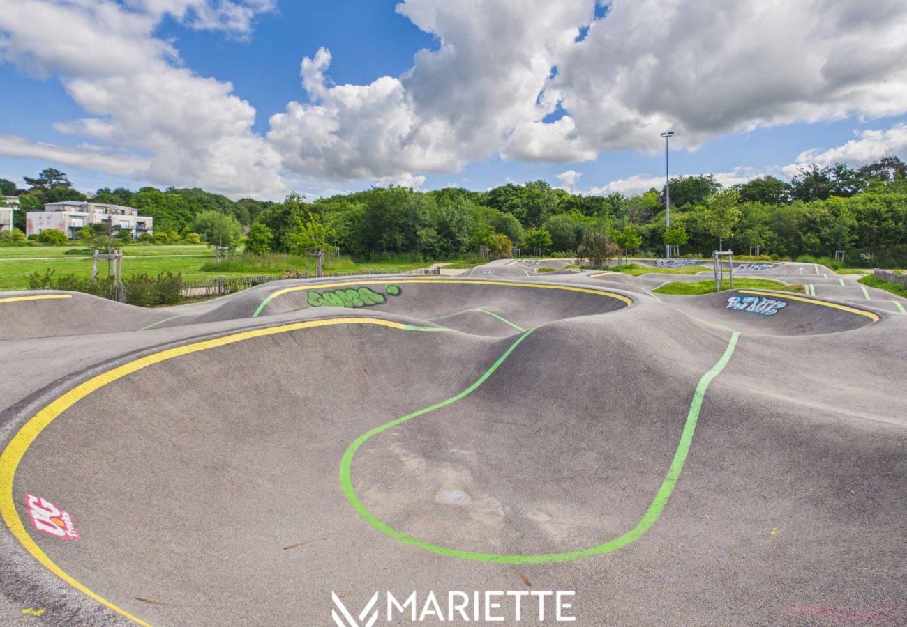 Appartement à Concarneau - -Iruvai- T3 avec place de parking et jardin, proch