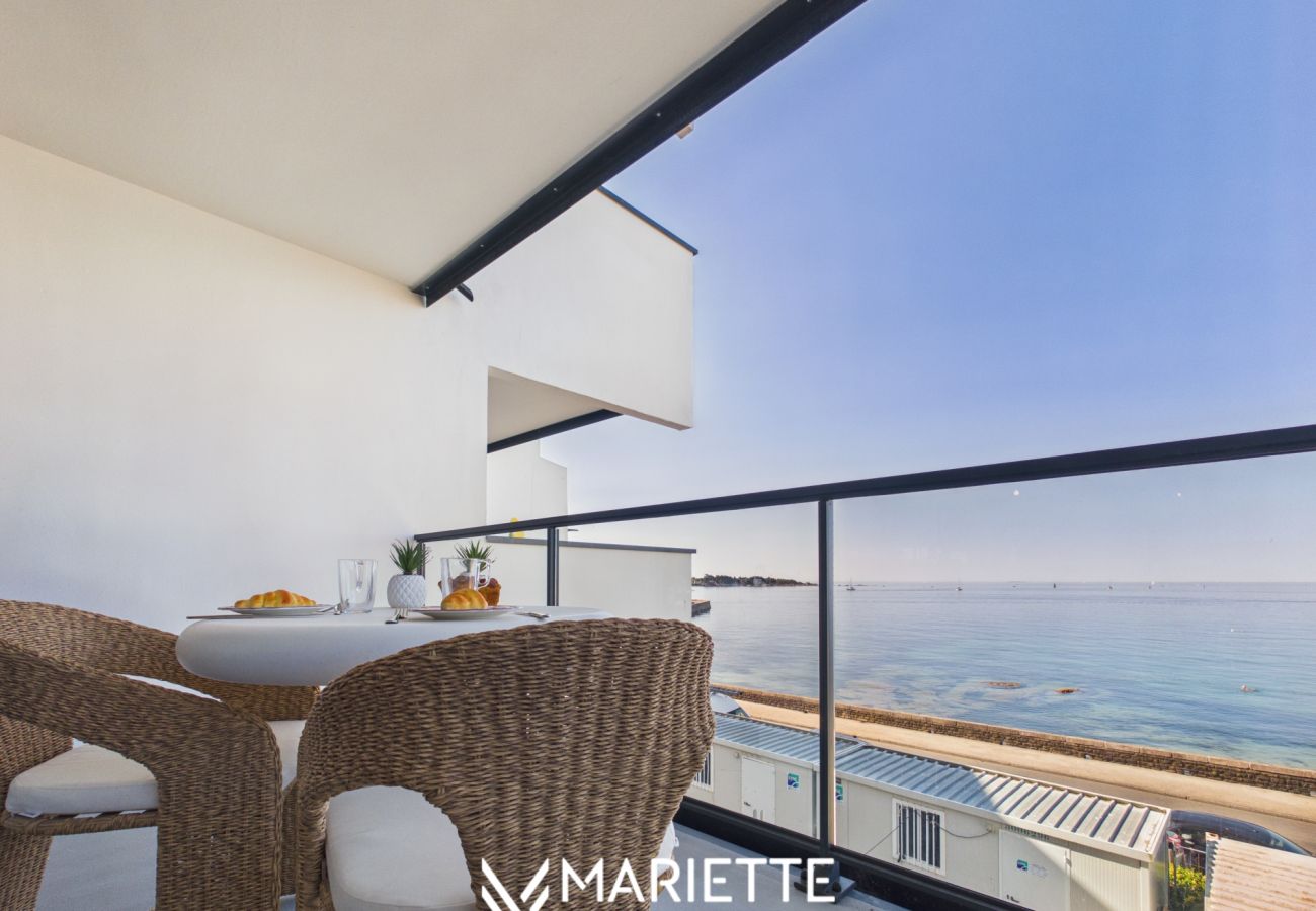 Studio à Concarneau - -OPALE- Studio avec vue mer, balcon &parking