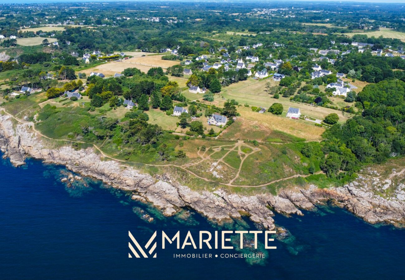 Studio à Concarneau - -CORAIL- Studio vue mer,  balcon & parking à Conca